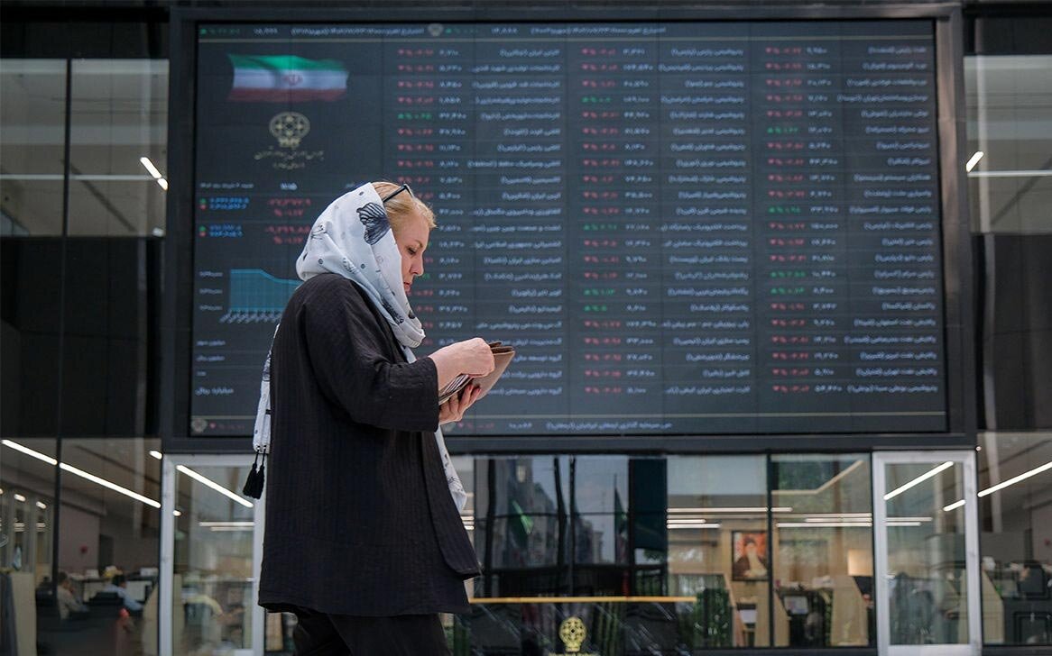 بورس پیش بینی بورس فردا ۹ اردیبهشت ۱۴۰۴/ عمیدی: فعلا نگرانی برای اصلاح بازار سرمایه نداریم