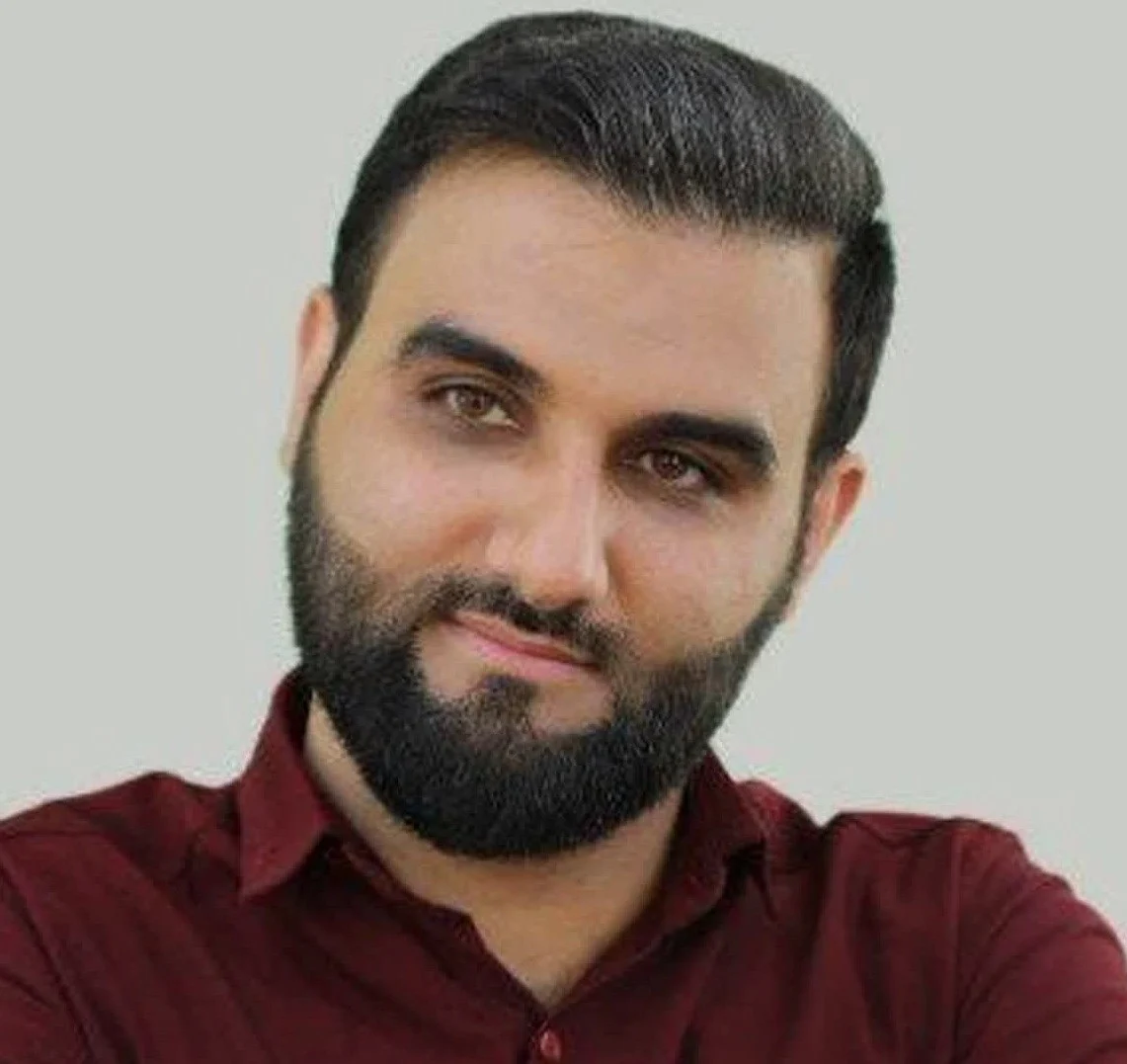نویسنده کتاب ترگل حجاب :عماد داوری دولت&zwnj;آبادی