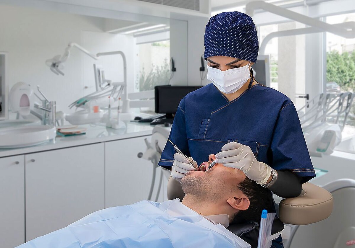 سیل مهاجرت دندانپزشکان از کشور، زنگ خطری برای سلامت جامعه