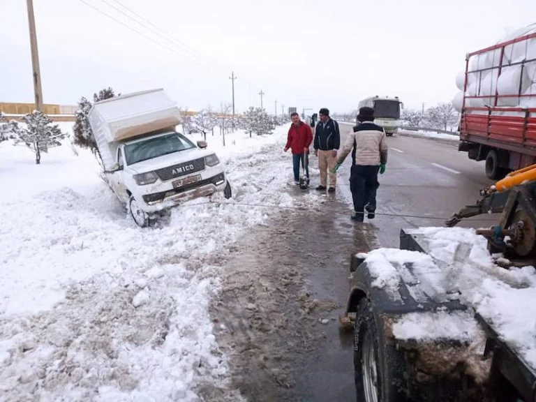 امداد خودرو همدان خودرو محل